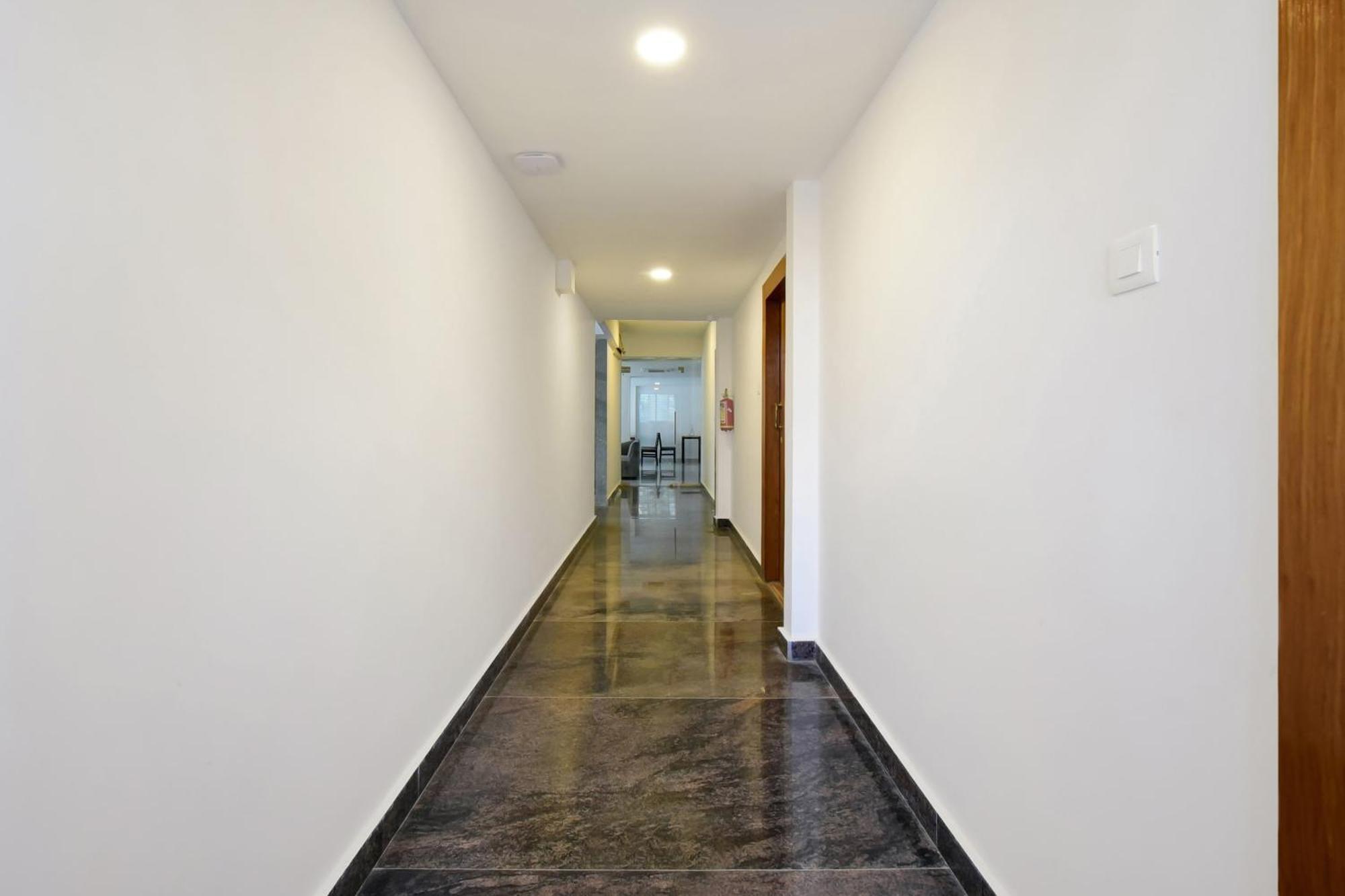Super Grand Collection O Near Sarjapur Road Near 7D Voyage Hotell Bangalore Exteriör bild