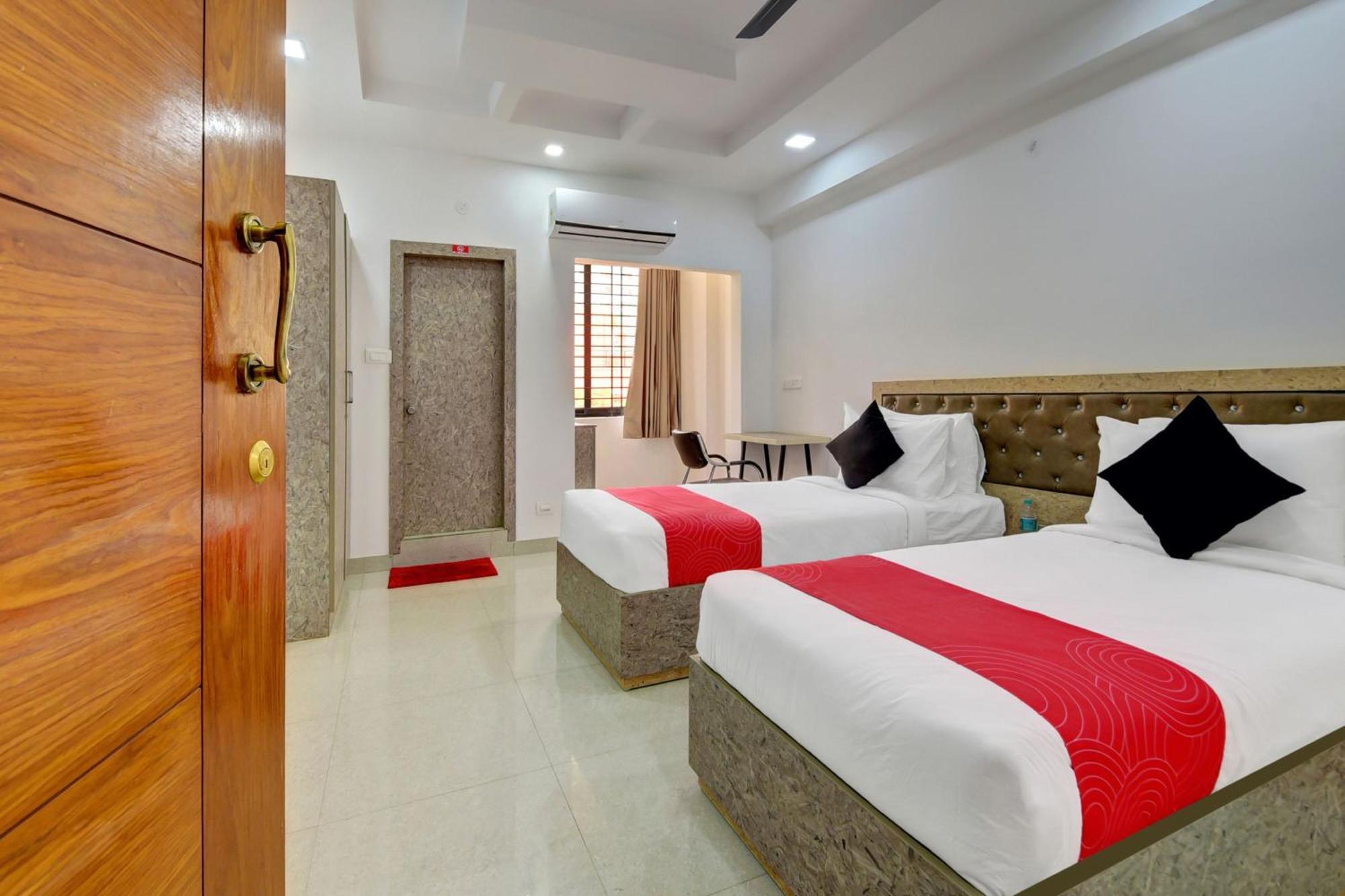 Super Grand Collection O Near Sarjapur Road Near 7D Voyage Hotell Bangalore Exteriör bild