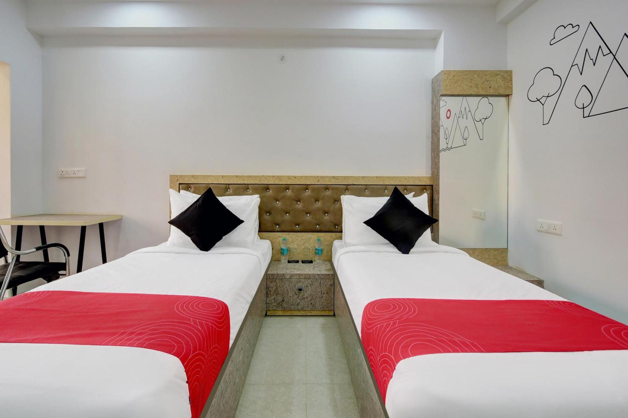 Super Grand Collection O Near Sarjapur Road Near 7D Voyage Hotell Bangalore Exteriör bild