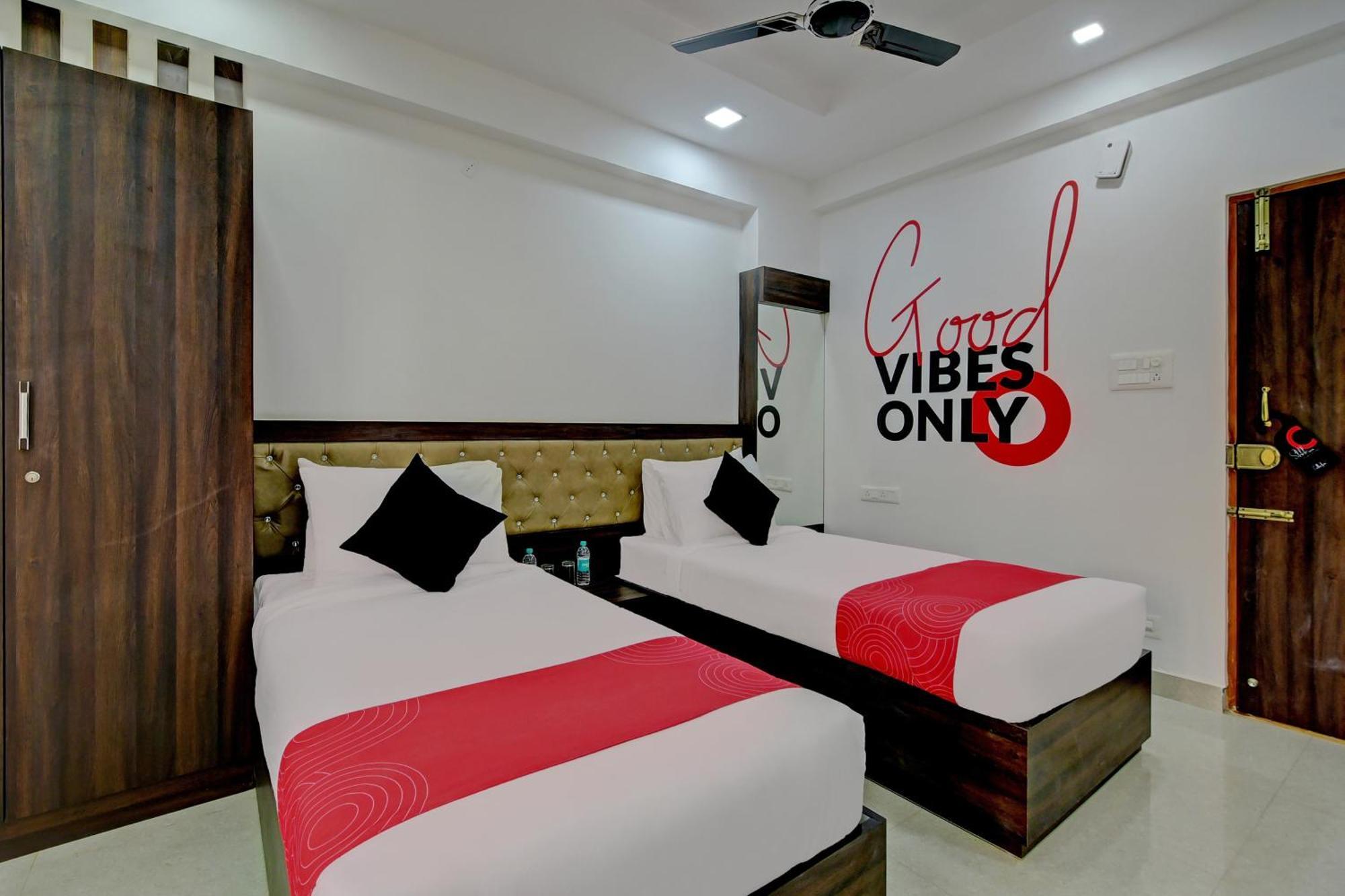 Super Grand Collection O Near Sarjapur Road Near 7D Voyage Hotell Bangalore Exteriör bild