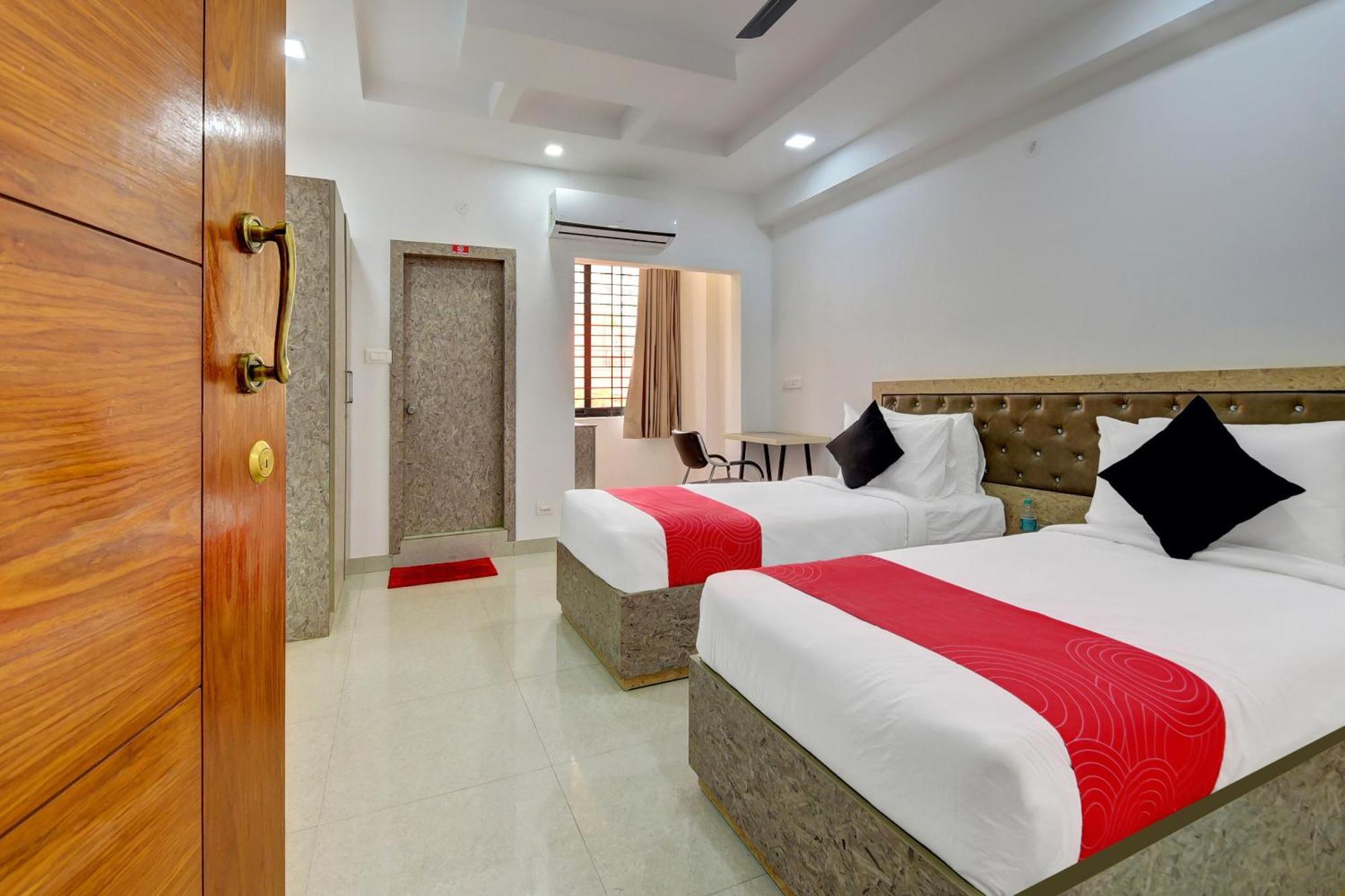 Super Grand Collection O Near Sarjapur Road Near 7D Voyage Hotell Bangalore Exteriör bild